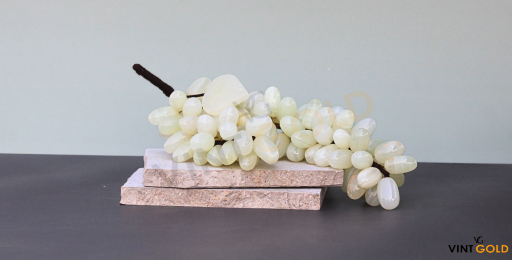Onyx Grapes | 100 Beads of Grapes