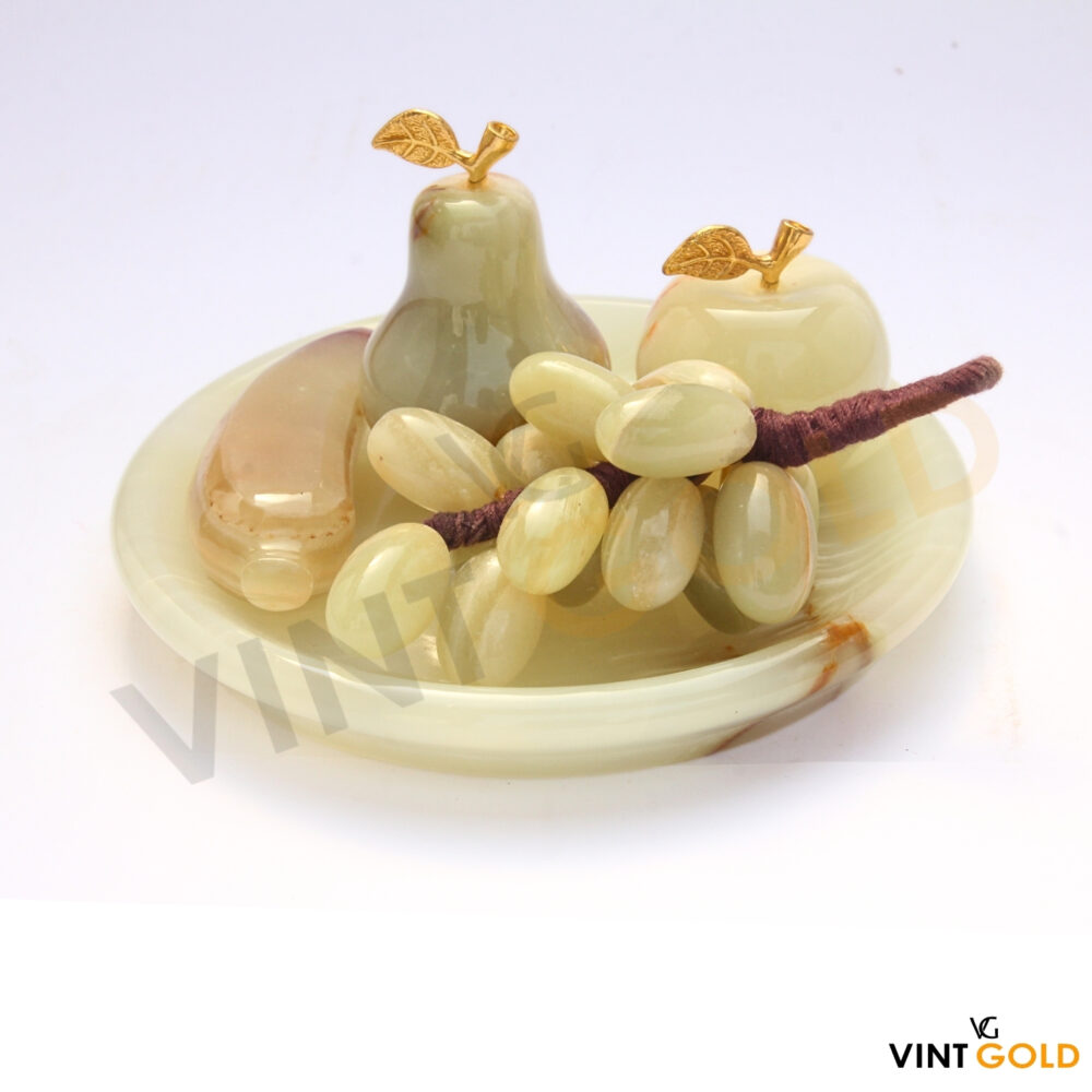 Onyx Fruit Plate Set